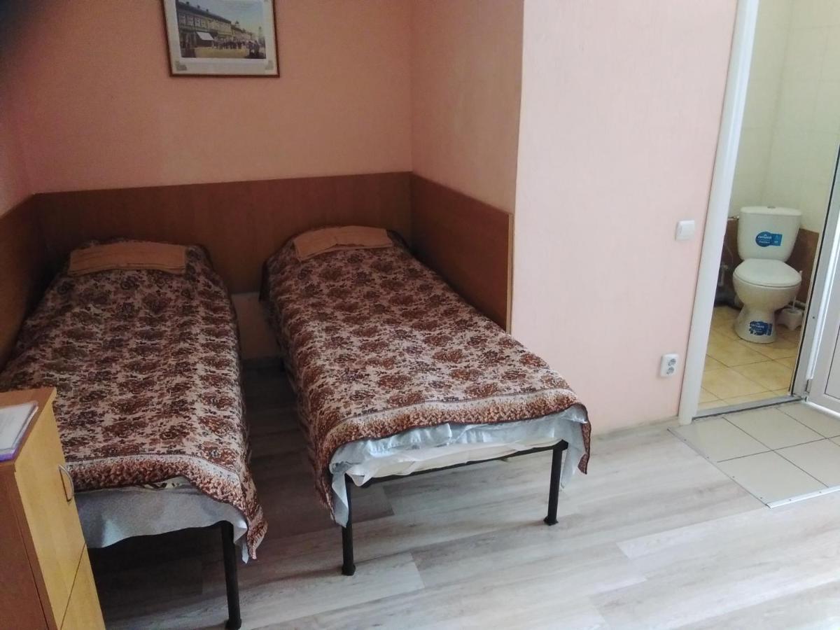 Mini-Hotel Ivano-Frankivsk Buitenkant foto